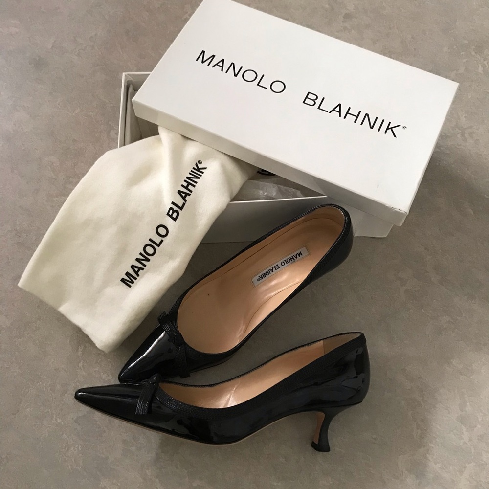 Manolo Blahnik Black Pumps